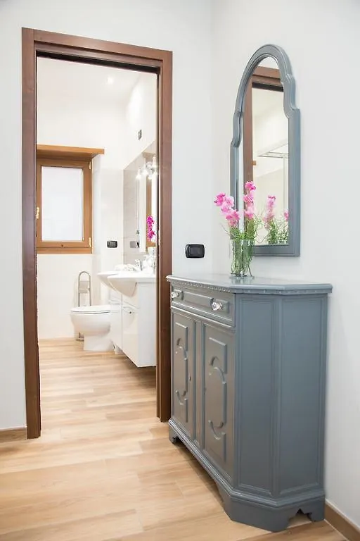 Domus Tevere Rome Apartment