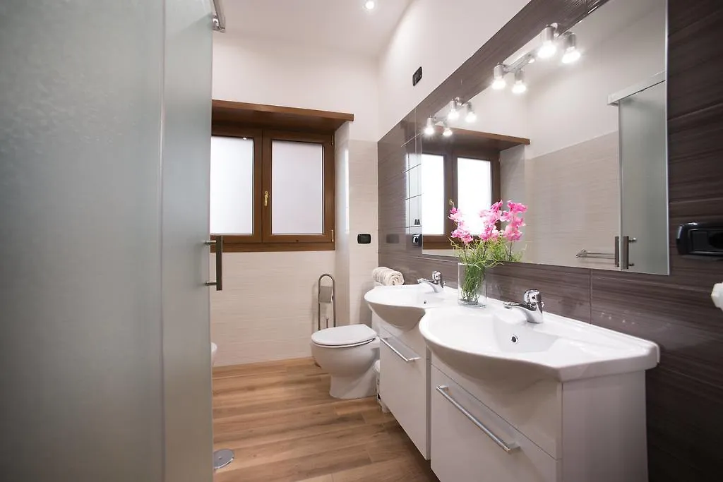 Domus Tevere Rome Apartment